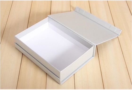 Tutup Magnetik Kreatif Kotak Buku Clamshell Tertutup Karton Abu-abu Untuk Pakaian Dalam Pria